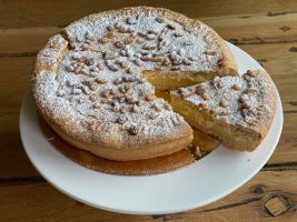 Torta della nonna (Banketbakkercréme taart)